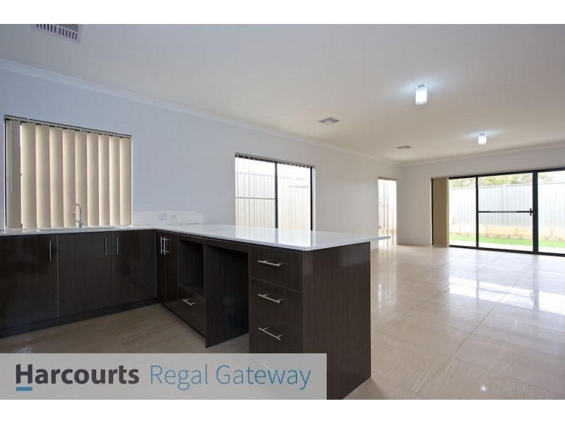 103 Delaronde Drive, Success WA 6164