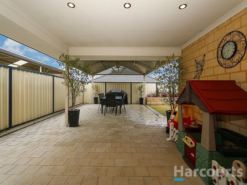 10 Leeuwin Chase, Bertram WA 6167