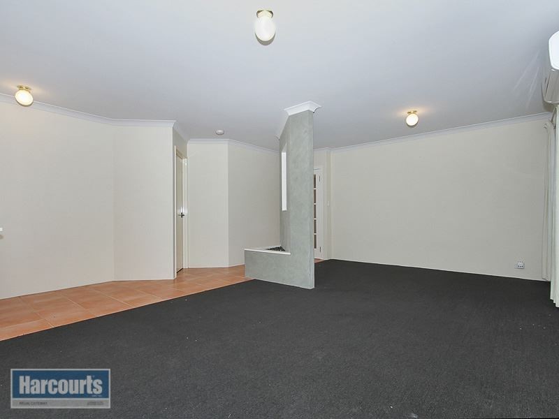 11 Centaury Close, Beeliar WA 6164