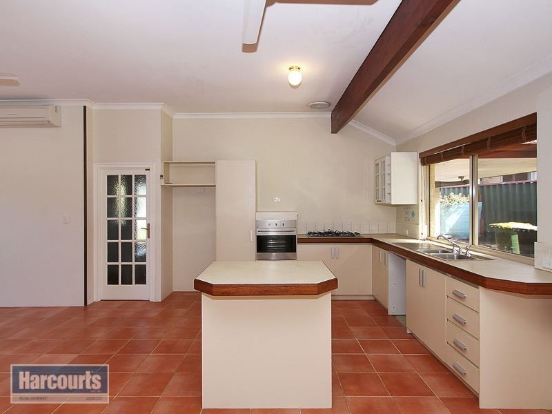 11 Centaury Close, Beeliar WA 6164