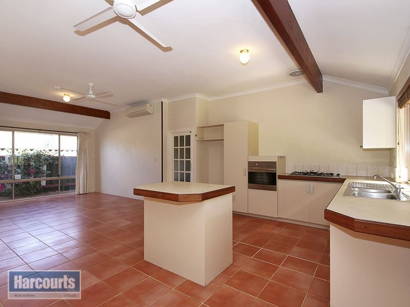 11 Centaury Close, Beeliar WA 6164