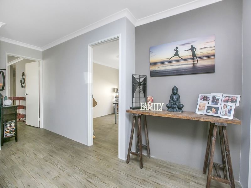 13 Belmore Bend, Aubin Grove WA 6164