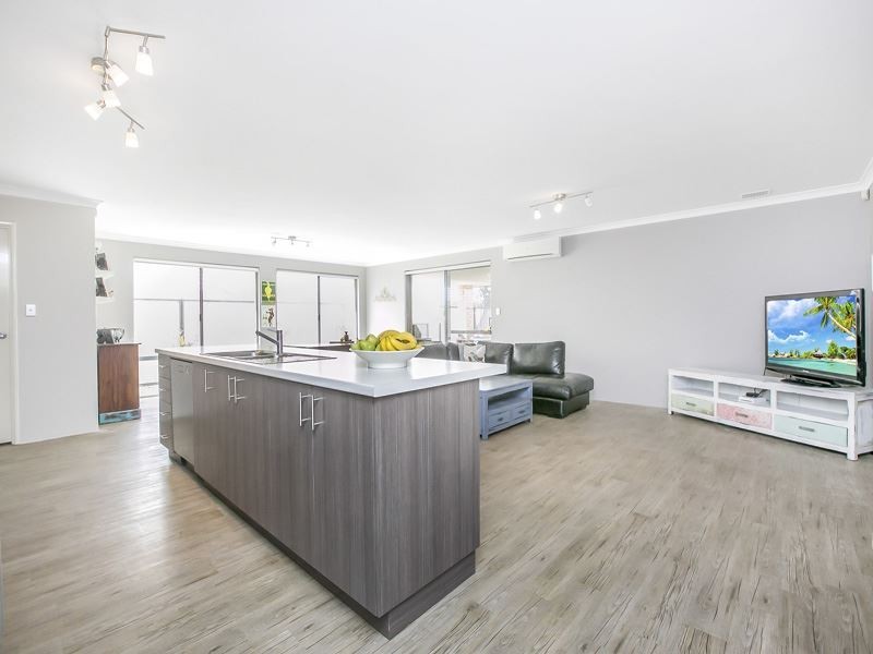 13 Belmore Bend, Aubin Grove WA 6164