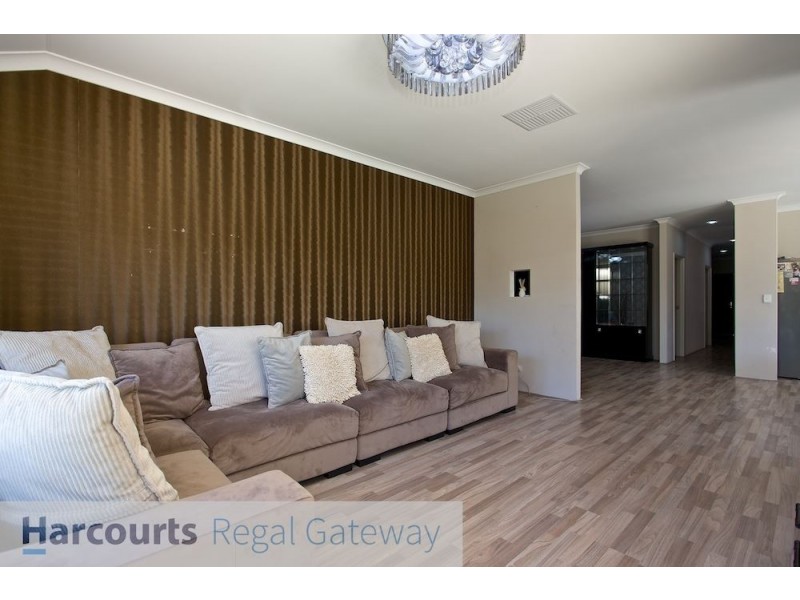 16 Suttor Drive, Success WA 6164