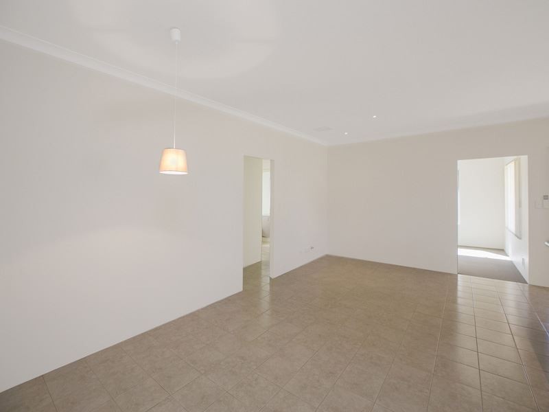 4 Foothill Close, Aubin Grove WA 6164