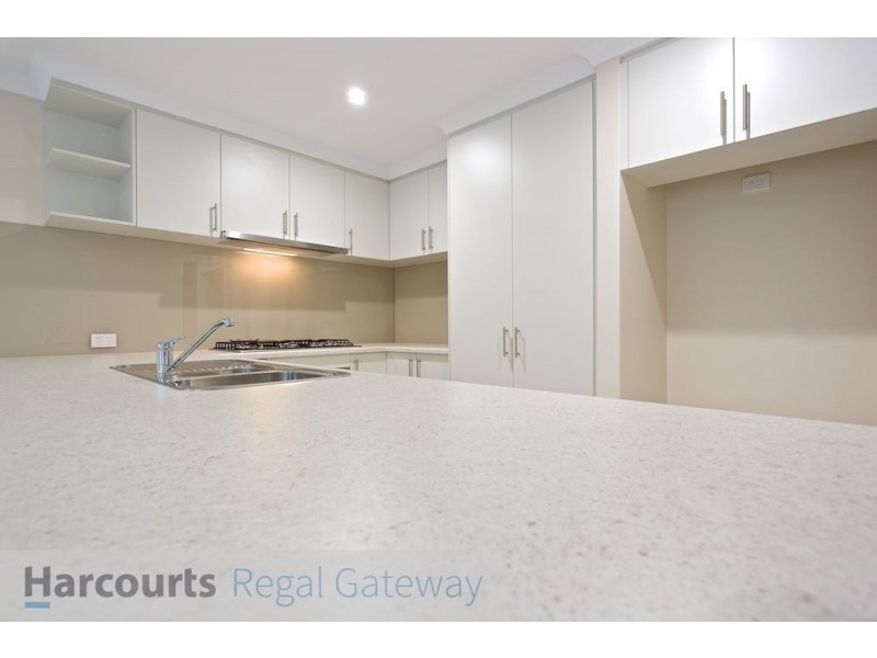 8 Towarri Way, Wandi WA 6167