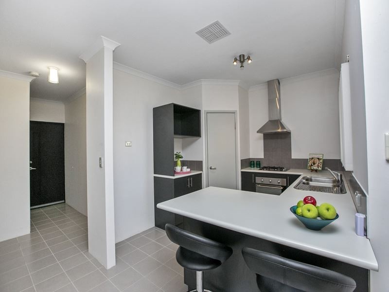 3 Timms Lane, Hammond Park WA 6164