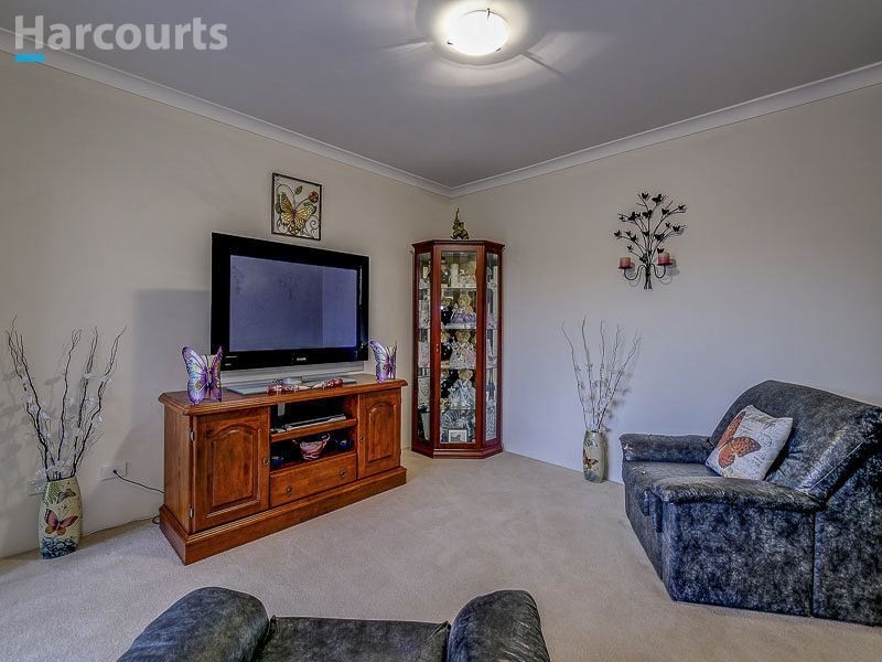 8 Satyr Way, Success WA 6164