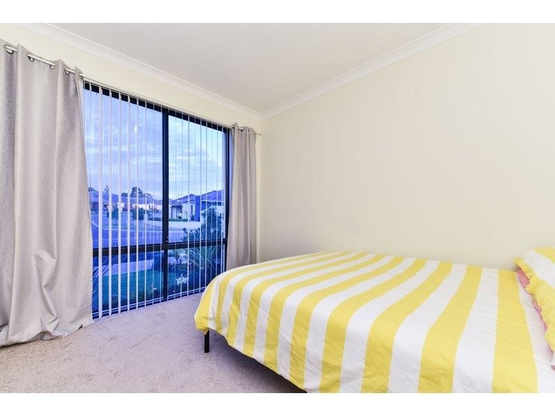 6 Spruce Terrace, Aubin Grove WA 6164