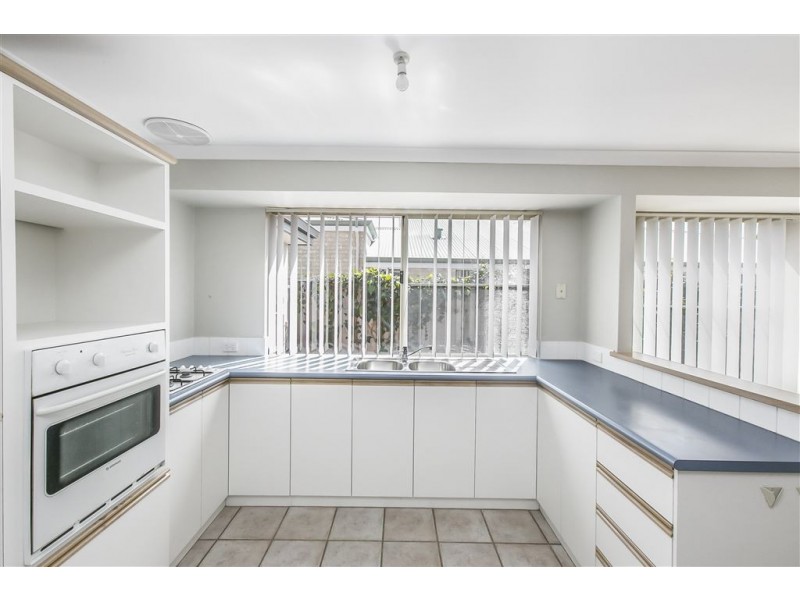28 Lombe Gardens, Atwell WA 6164