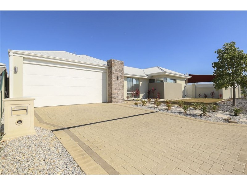 70 Macquarie Boulevard, Hammond Park WA 6164