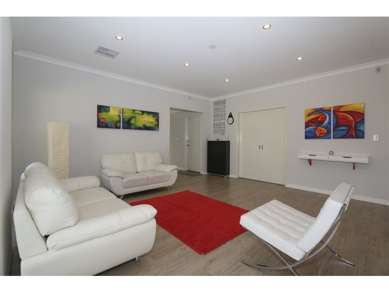 70 Macquarie Boulevard, Hammond Park WA 6164