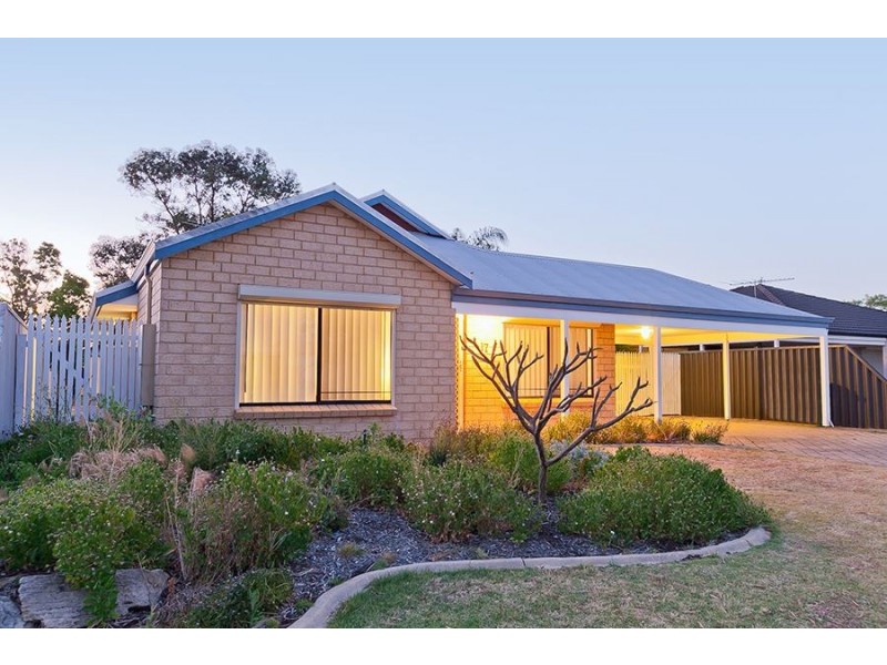 17 Woolmore Cross, Atwell WA 6164