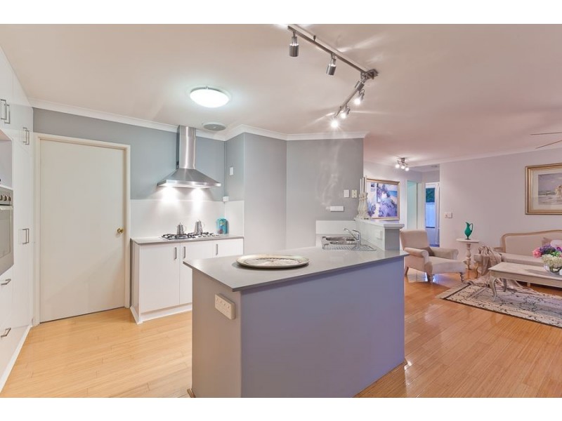 17 Woolmore Cross, Atwell WA 6164