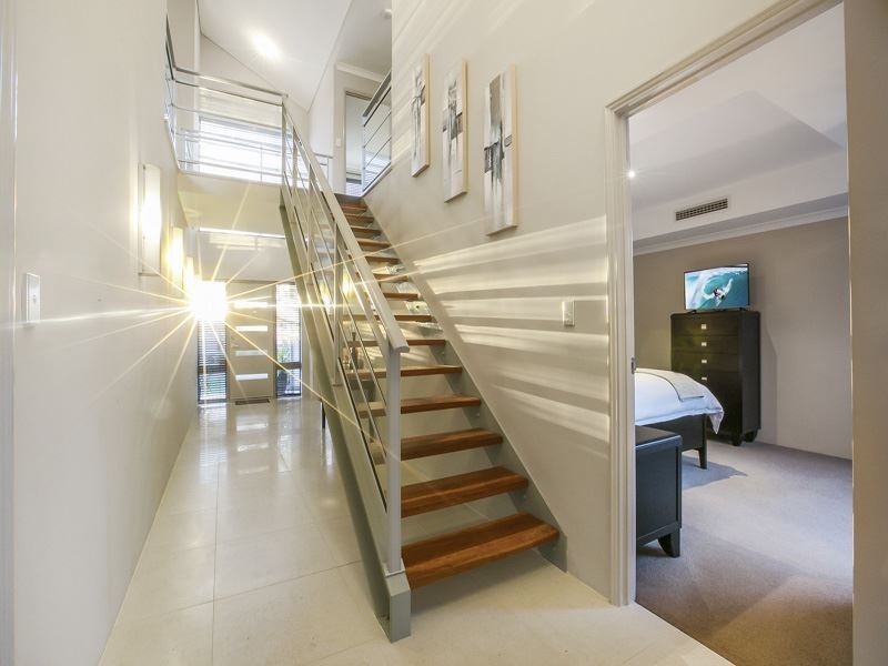 31 Belmore Bend, Aubin Grove WA 6164