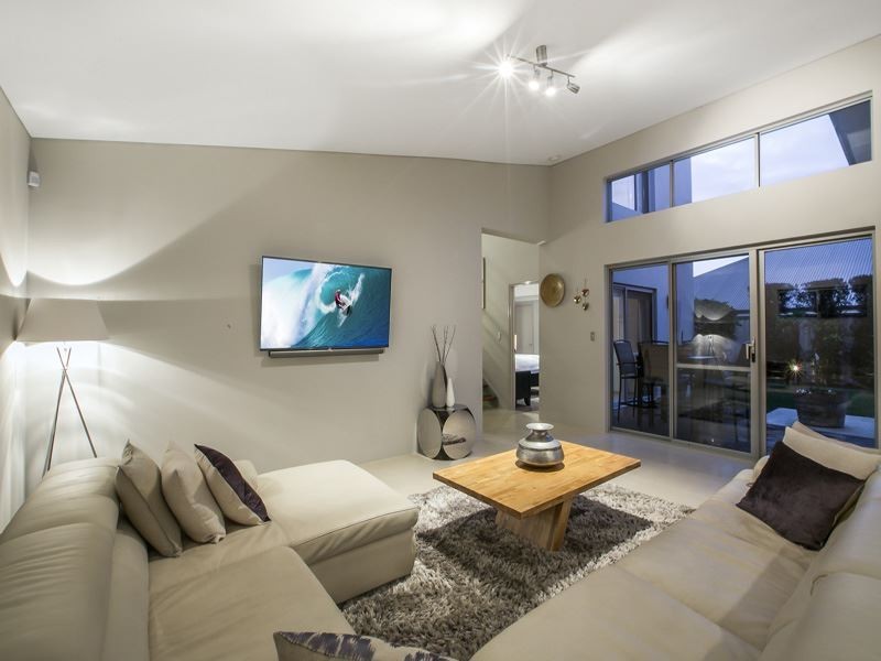 31 Belmore Bend, Aubin Grove WA 6164