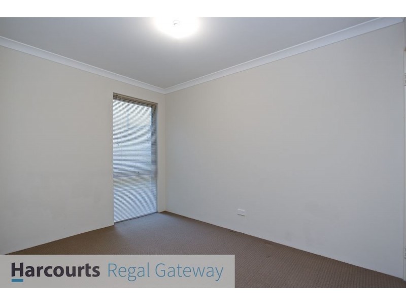 9/1 Humboldt Entrance, Aubin Grove WA 6164