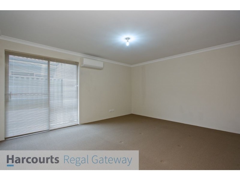 9/1 Humboldt Entrance, Aubin Grove WA 6164