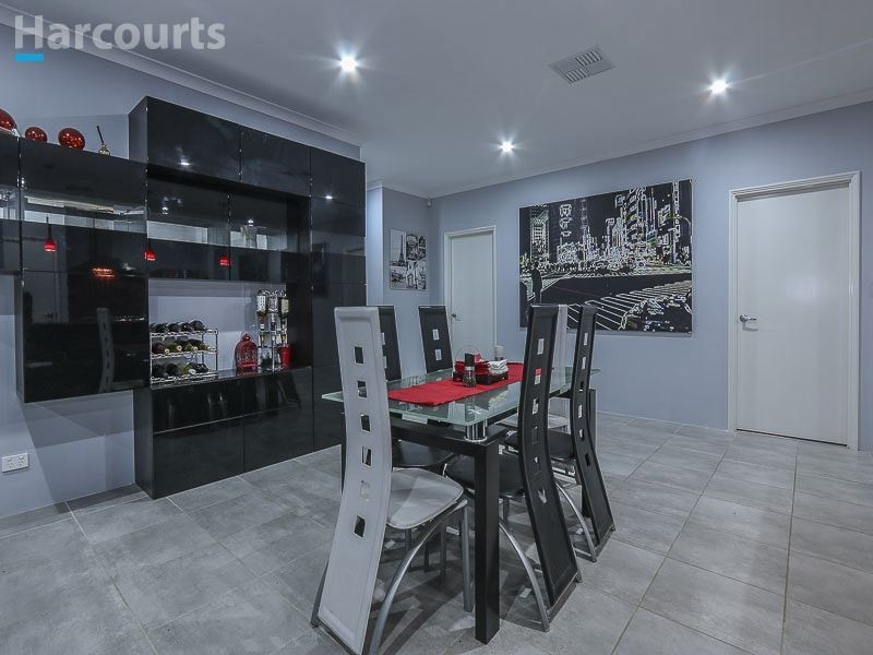 53 Cousins Street, Hammond Park WA 6164