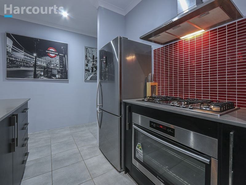 53 Cousins Street, Hammond Park WA 6164