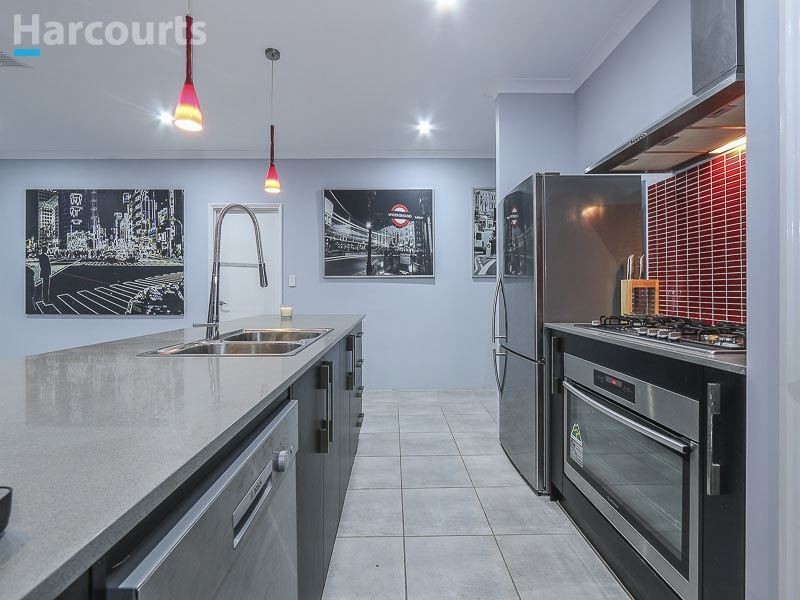 53 Cousins Street, Hammond Park WA 6164