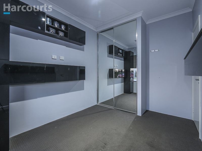 53 Cousins Street, Hammond Park WA 6164