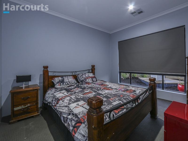 53 Cousins Street, Hammond Park WA 6164