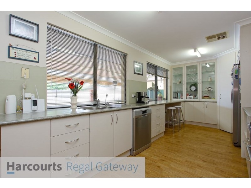 78 Ashburton Drive, Gosnells WA 6110