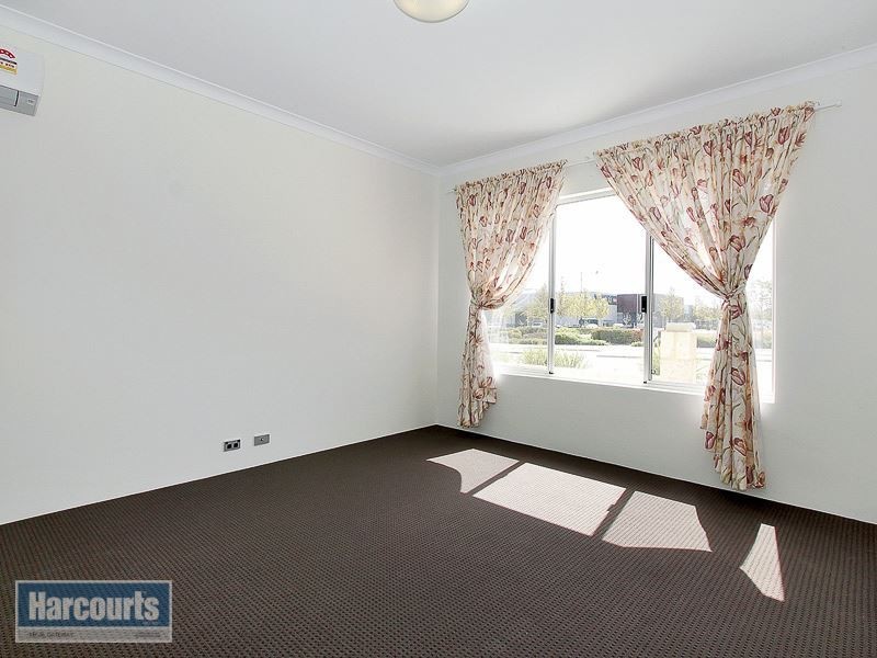 383 Lambeth Circle, Wellard WA 6170