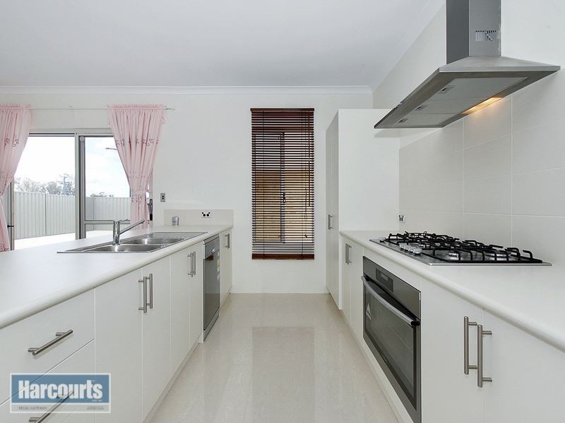 383 Lambeth Circle, Wellard WA 6170