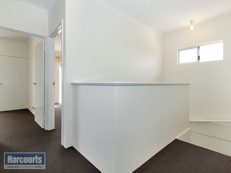 383 Lambeth Circle, Wellard WA 6170