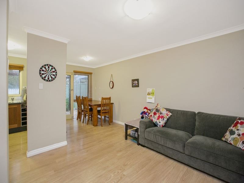 14 Pengilly Way, Orelia WA 6167