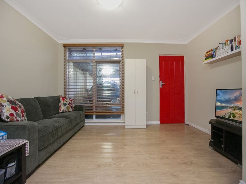 14 Pengilly Way, Orelia WA 6167