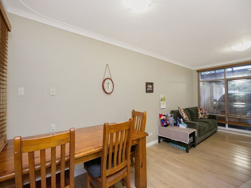 14 Pengilly Way, Orelia WA 6167