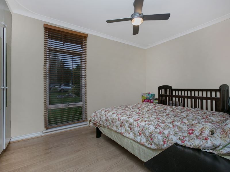 14 Pengilly Way, Orelia WA 6167