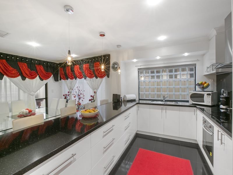 18 Keyham Street, Bertram WA 6167