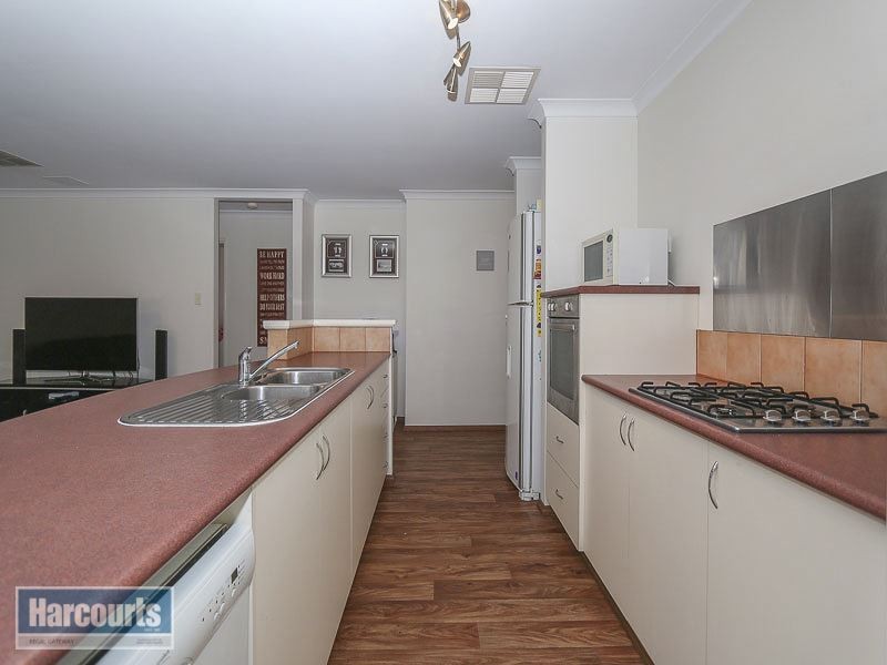 376 Wentworth Parade, Success WA 6164