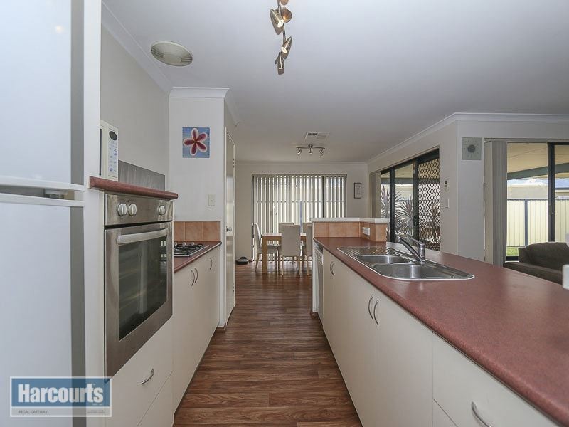 376 Wentworth Parade, Success WA 6164