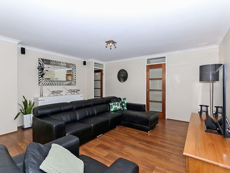 198 Tapper Road, Atwell WA 6164