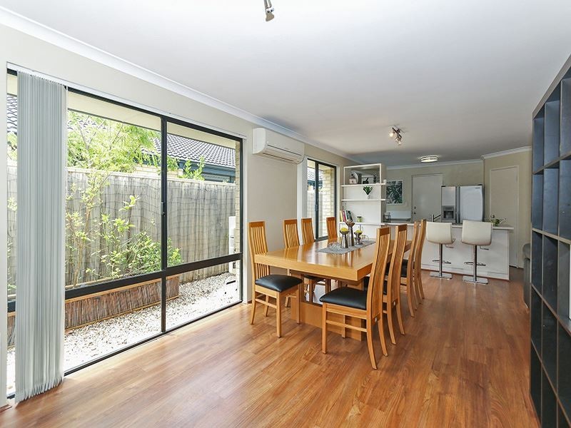 198 Tapper Road, Atwell WA 6164