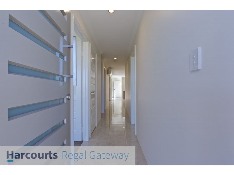 51 Bellingham Road, Hammond Park WA 6164