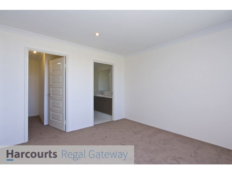 51 Bellingham Road, Hammond Park WA 6164