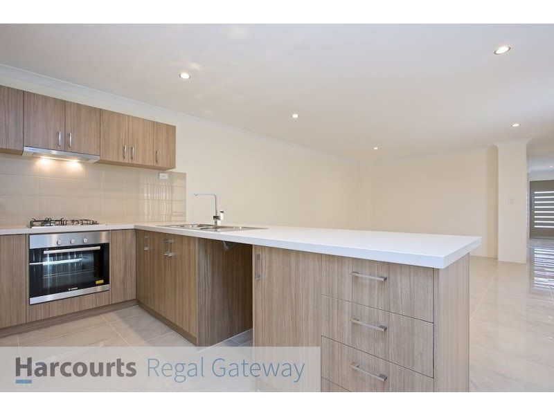 51 Bellingham Road, Hammond Park WA 6164