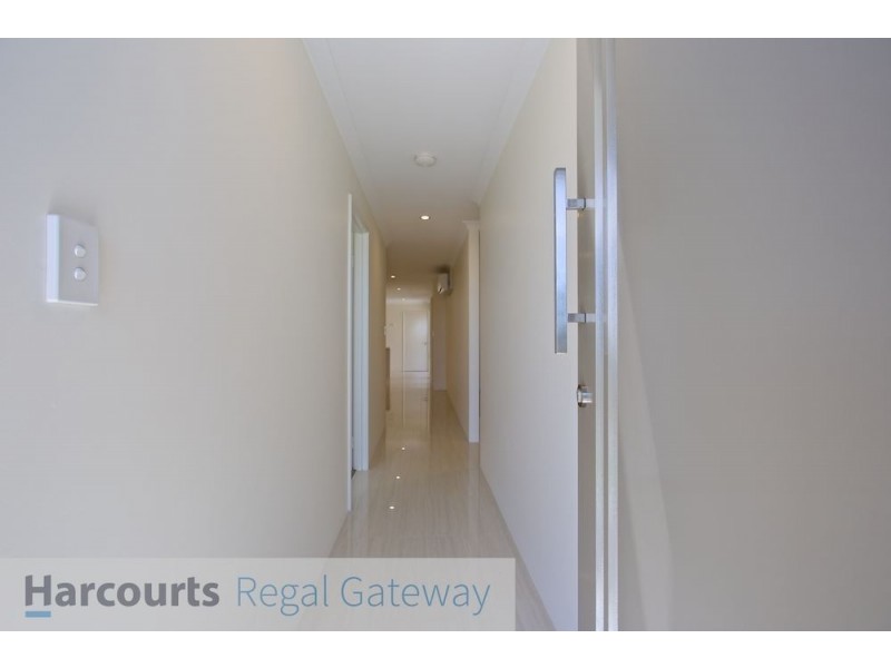 53 Bellingham Road, Hammond Park WA 6164