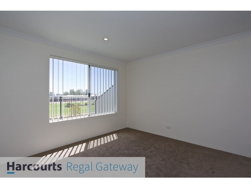 53 Bellingham Road, Hammond Park WA 6164