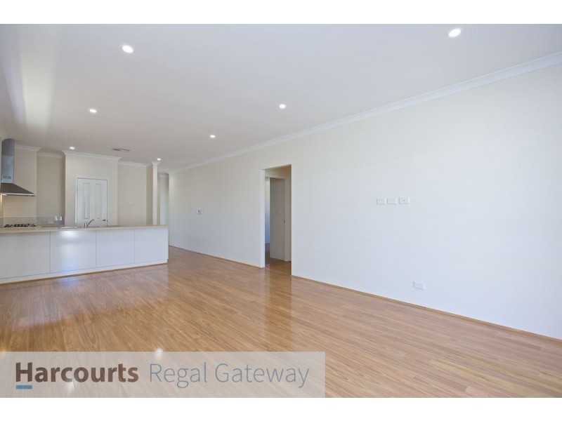 17 Latteri Turn, Aubin Grove WA 6164