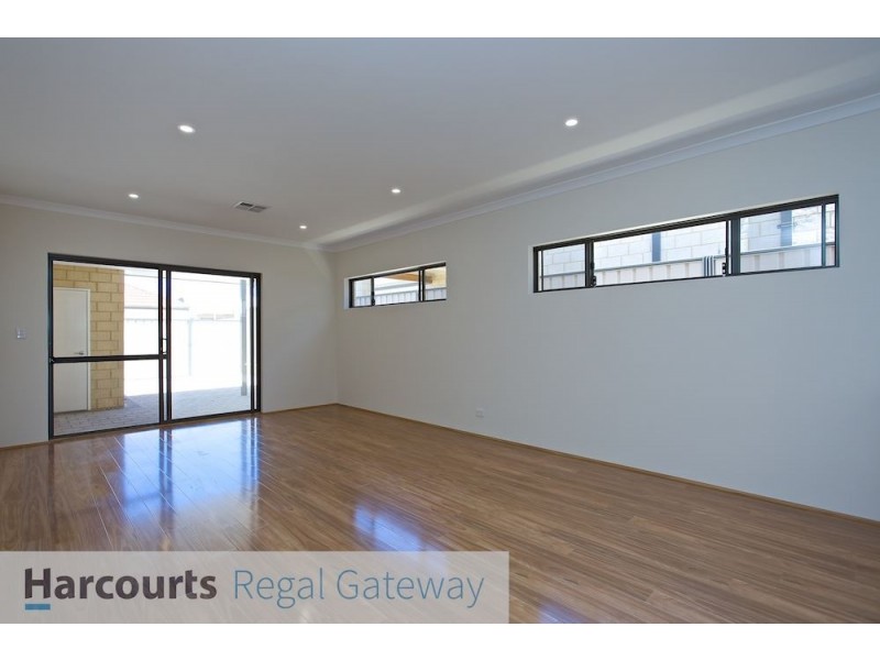 17 Latteri Turn, Aubin Grove WA 6164