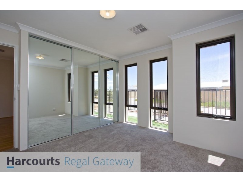 17 Latteri Turn, Aubin Grove WA 6164