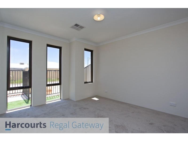 17 Latteri Turn, Aubin Grove WA 6164