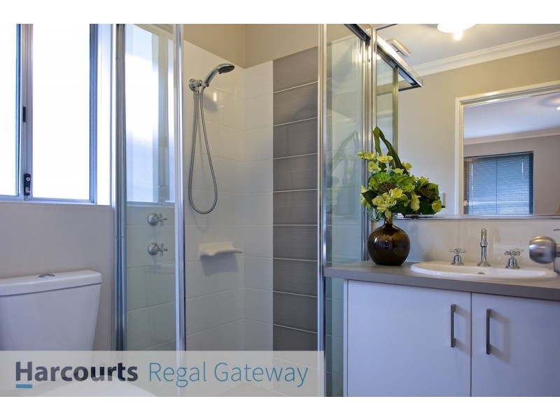 14 Finchley Way, Wellard WA 6170